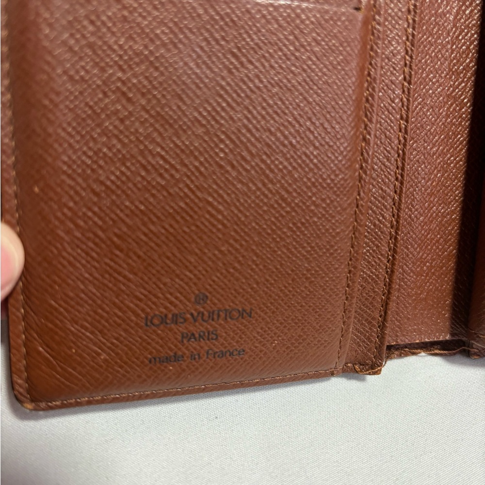 Louis Vuitton Brown and Gold Monogram Card Holder - Picture 9 of 11